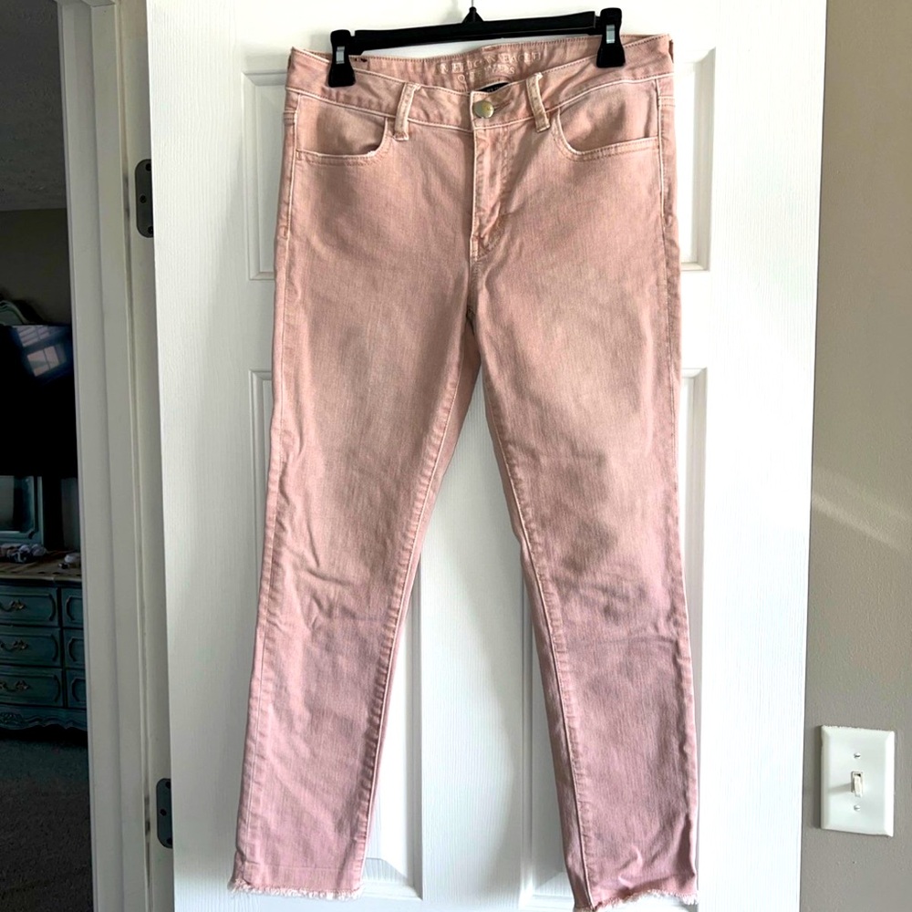 American Eagle Pink Jegging crop